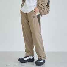 Reebok（リーボック）別注ナイロントラックパンツ