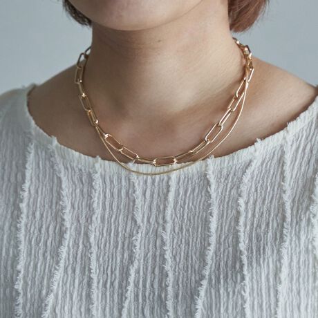 [^ԁF76836000015]fUC߂̃`F[ۓIȃ{[lbNXBJWALC߂܂ŕLR[fɃ}b`BVvȕ̃|Cgɂ߂łByӓ_zBei̓Tvׁ̈Aۂ̎dlƈقȂꍇ܂B摜̏i͌̏Ǝ˂pxAg̃j^[ɂAƐFقȂꍇ܂BX^WIB̉摜̐FɈԋ߂ȂĂ܂B\񏤕ȉꍇA͂\͂܂łڈƂȂ܂BY̓sA͂OサXܓ׎Ƃꍇ܂̂ŁA炩߂BiFحȯڽiԁF76836000015