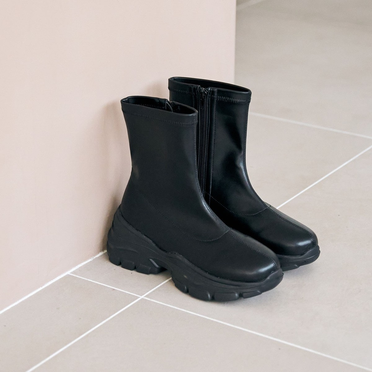 [�}���C]���炩�X�j�[�J�[�u�[�c/�R�[�G���icoen�j BLACK