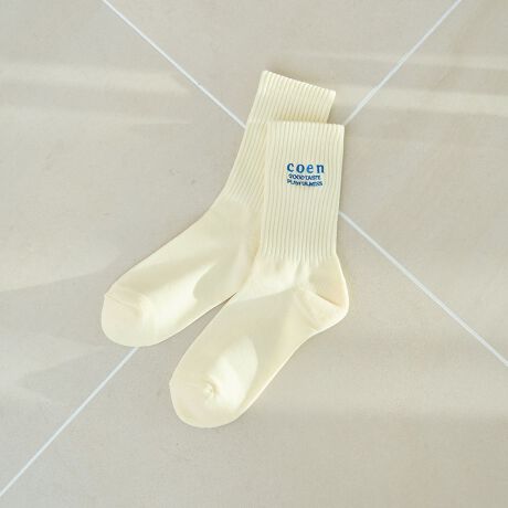 [^ԁF76806000004]VvɗVԁBCOEN̂ЂƂBV[ŶēCOENSCu\bNXiiԁF76806000005jfUC/fCOEÑuhShJANZgɂȂAVvŗ₷u\bNXBx[VbNȃfUC̒ɁAS̔zFŃR[G炵VѐSvX܂Bu䊴ȂǁAKȃtBbgɂdオŁAfC[Ɏg₷ACełBXj[J[T_ȂǁAJWAȑɎRƂȂ݁AJ[\bNXƂăX^CÕ|CggV[YXŊy߂AR[f̕LĂꑫłBCF~hJF̑gItzCg~ubNbh~zCgCG[~u[Rog~zCgƒF\ilbggpjyӓ_zgp̖C⊾EJE󎞂ȂǔGꂽԂł̑̕Ƃ̐ڐǴA@Fڂfގ̂̐FNꂪ܂̂łӂBZFȉꍇAF鎖邽ߒPi􂢂߂܂B^u[͂BBei̓Tvׁ̈Aۂ̎dlƈقȂꍇ܂B摜̏i͌̏Ǝ˂pxAg̃j^[ɂAƐFقȂꍇ܂BX^WIB̉摜̐FɈԋ߂ȂĂ܂B\񏤕ȉꍇA͂\͂܂łڈƂȂ܂BY̓sA͂OサXܓ׎Ƃꍇ܂̂ŁA炩߂BiFCOENۺ޼޿iԁF76806000004