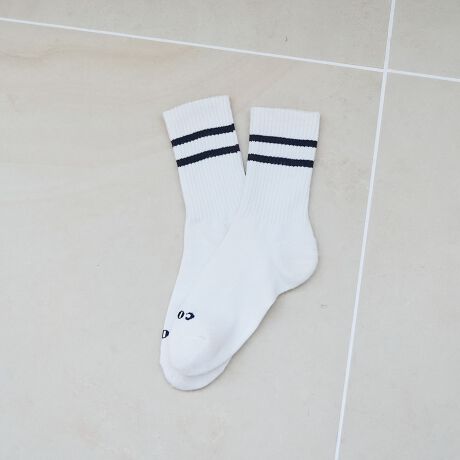 [^ԁF76806000005]CŗVԁASŖBCOEÑXpCXBV[ŶēCOENShJu\bNXiiԁF76806000004jfUC/fނܐɂ肰Ȃ{ꂽCOEÑuhS|Cg̃Cu\bNXBVvȂCfUCƃS̃ANZgŁAɒ悢݊vX܂Bu̕䊴ɂAKȗSnƃtBbgBXj[J[T_ƍDŁAJWAX^CɎ₷\ACełBJ[\bNXƂăX^CÕ|CgɎĝ߁BG߂킸fC[Ɋ􂵂ĂꑫłBƒF\ilbggpjyӓ_zgp̖C⊾EJE󎞂ȂǔGꂽԂł̑̕Ƃ̐ڐǴA@Fڂfގ̂̐FNꂪ܂̂łӂBZFȉꍇAF鎖邽ߒPi􂢂߂܂B^u[͂BBei̓Tvׁ̈Aۂ̎dlƈقȂꍇ܂B摜̏i͌̏Ǝ˂pxAg̃j^[ɂAƐFقȂꍇ܂BX^WIB̉摜̐FɈԋ߂ȂĂ܂B\񏤕ȉꍇA͂\͂܂łڈƂȂ܂BY̓sA͂OサXܓ׎Ƃꍇ܂̂ŁA炩߂BiFCOENۺײ޿iԁF76806000005