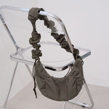 [^ԁF76816000045]΂߂nhOKAtN炵\pfBOobOBfUC/fށZpfBOdlōN炵gh@悢{[ƃtfUC؂₩o܂BZ3X^CŎg֗ȃTCY@΂߂EV_[EnhobOƃV[ɍ킹Ċ􂵂܂BZ|PbgtŎp@obO{̂ybg{g[łeʂAJWAɂꂢ߂ɂΉ܂B|PbgFiWbvtjR[fBl[gXEFbgjbgȂǂ̃JWAR[fɍ킹̂߁B~R[fAbvf[gĂ閜\obOłBXj[J[Ȃǂ̌CƂQŁAfC[gɂ҂Byӓ_zBei̓Tvׁ̈Aۂ̎dlƈقȂꍇ܂B摜̏i͌̏Ǝ˂pxAg̃j^[ɂAƐFقȂꍇ܂BX^WIB̉摜̐FɈԋ߂ȂĂ܂B\񏤕ȉꍇA͂\͂܂łڈƂȂ܂BY̓sA͂OサXܓ׎Ƃꍇ܂̂ŁA炩߂BiFެްHް ިݸSiԁF76816000045