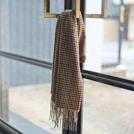 [^ԁF75846000001]IׂyB~̃X^CɊY\}t[fUC/f2܂₽炵ȂǁA܂܂ȊɑΉł▭Ȓɐ݌vꂽ}t[B悢݂ŁA{[oƊ̂|CgłBCOENS̎hJ肰ȂANZgɂȂAX^COɒ悢vXBnؑւ召܂܂ȃ`FbNȂǁAIׂ6FWJŁANeCXg킸LtBbg܂BMtgɂ҂ȁAg₷ƃfUC˔ACełByӓ_zBei̓Tvׁ̈Aۂ̎dlƈقȂꍇ܂B摜̏i͌̏Ǝ˂pxAg̃j^[ɂAƐFقȂꍇ܂BX^WIB̉摜̐FɈԋ߂ȂĂ܂B\񏤕ȉꍇA͂\͂܂łڈƂȂ܂BY̓sA͂OサXܓ׎Ƃꍇ܂̂ŁA炩߂BiFױװiԁF75846000001