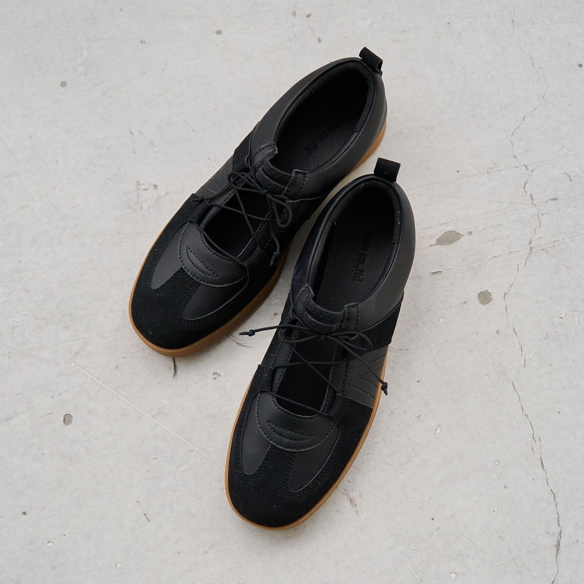 [�}���C]�X�N�G�A���[�v�X�j�[�J�[�iWEB����T�C�Y����j/�R�[�G���icoen�j BLACK