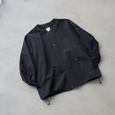 ストレッチテックナイロンノーカラージャケット【ストレッチ、はっ水、耐摩耗性、UVカット】