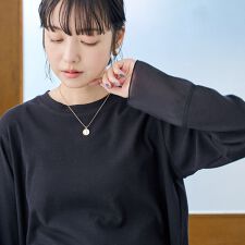 レイヤード風シアー長袖トップス