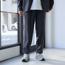 ハイブリッドリネン リラックスパンツ【吸水速乾・防シワ・UVカット】