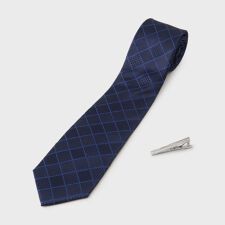 タケオキクチ(TAKEO KIKUCHI)の「成人・入学・入社お祝い」ネクタイ&タイバー ギフトセット