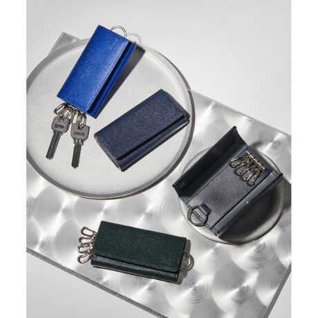 [^ԁFG8701295]iȌ^̕\ʊƊJƂ̂肰ȂzF|Cg̃L[P[XyfUC|Cgzî^U[ƔX[XU[IȃV[YłBǑ̓X^_[hȃC[WȂAɊւĂ̓fUCAg[̑lzF|CgɂȂ܂BJMt₷o[̋ƁAX}[gL[t₷L[OtłBgՂƒ]̂PRYMЂ̃olzbNgpĂ܂BEL[~4AL[O~1A|Pbg~2WEBƈꕔX܌WJ̏iƂȂ܂B؂ȕւ̃MtgƂĂE߂łB