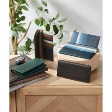 タケオキクチ(TAKEO KIKUCHI)のアンティーク調レザー 2つ折り長財布