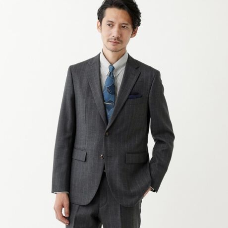 [^ԁF93161017]TAKEOKIKUCHIǋV[Ŷ߃X[cB{_ɃAWrWlXV[Ή̖nX[cAGKgȑl̃X^Co܂ByfUC|CgzWPbg͒Ԃ̃mb`hy2t̔wdlB͊ɂ₩ȂƂ肪ȂAɂpcVGbg茩m[^bÑfUCɂĂ܂B̃f̈Ԃ̓́A\tgȌ̍ɂAWPbg𒅂Ă鎖Y郊NV[܂BWPbg̑͒₷悤ɂĖD𑽂߂ɎcAtz[͂璹|̎dlɂȂĂ̂ŁÂ\łB^PILN`̃X[c͌̑`ɋS肪Aɗ͌ł̂͂ė~Ȃ̔złBܘ_̂܂܂łp܂B|Pbgƃxgɂ͎dオۂׂ^{Ă܂̂ŁAwɐ؂Ă炨gByfށEzB̎RhѐDlœʂɍꂽIWifނłB́ERƌĂ΂鉏N̂Ŗn\XgCvfUC̃X[cnłB׋C񂹕tȂ̕X[cɗƂ񂾃_ȃfUC͑ł͔Ȃ^PILN`̃IWiłBErWlXV[ɑΉBE厖ȏk₨jɂΉBEX[cn̊{10}XiĂj10ΉfށBE򊴂Ǝdグdĉf݌vǋBy߃X^COzV[Y̓X[c̃RZvgl̉N̂lN^C`CXBydlzWPbgE|PbgF~1 ~2 ~4EnFwdăpcE|PbgF~2 ~2EnFGiÔ݁jgݍ킹xXgiԁF931-41027yTHE FLAGSHIPzuh40N}TAKEO KIKUCHI̐V[xBwTHIS IS THE JAPAN BRANDxRZvgɁA{Ǝd:03(L)595g