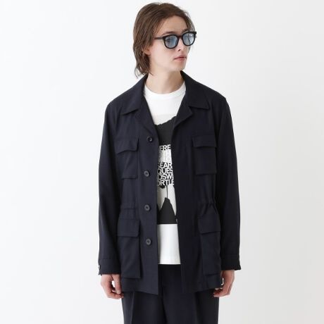 [^ԁF93152101]ʋC̗ǂbṼT}[E[ŎdĂiTt@WPbgyfUC|Cgz◷s̍ۂɒp@\dčlĂꂽVc^̃WPbgłTt@WPbgAT}[E[t@ubNŏiɌ炵dďグWPbgłBȃbVgDŐDグĂ̂ŁAԊuɏԁibVjAʋCɕxł܂Bď}ɂ芾ɂ郀Aʂǂ邱ƂŉKɒpł܂B܂AE[Ƀ|GXeQĂ̂ŁAE[100̐DɔׂăVɂȂɂی`̂łB܋܂̊J܎dāAEGXg̃AWXgxgAv[ct|PbgA^ʂ₤w̃v[ćATt@WPbgȂł͂̓IfUCBtg̔䗃dĂtpAEg|PbgAt`dlt@XɂEGXg̃AWXgxgŁAiyʂȃTt@WPbgɎdďグĂ܂BTt@WPbg͉MpĂƂjIwi󂯂郉OWA[ȈۂIȃACeBEGXgR[hiĒȂ{邨߃X^COłBydlzE|PbgF~2 ~2EnȂyTHE FLAGSHIPzTAKEO KIKUCHĨACfeBeBAA[JCu@艺Aɍ̎㊴荞񂾁Auhے郌[xBȊfނgpA{łō̋ZpւHŖDi̗ǂ́Auh̃RZvgłwTHIS IS THE JAPAN BRANDx̌ĂBƖ̊֌WɂAۂFČꍇ܂B܂Ap\REX}[gtHȂǂ̊ɂA኱iƉ摜̃J[قȂꍇ܂Bd:440g(TvTCY)