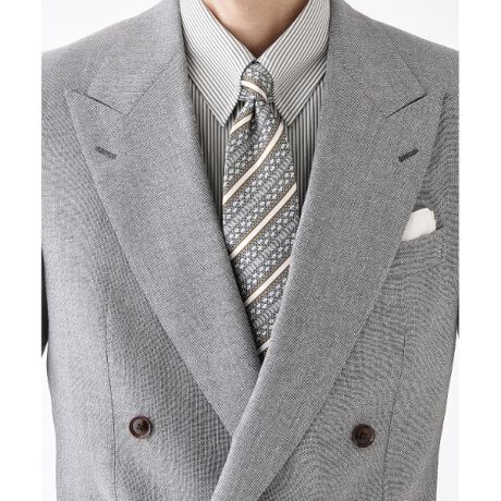 [^ԁF93102197]yfUC|CgzA[JCũlN^CCXpCAꂽAꂽWK[hXgCṽNbN^CƁA؂₩ȃyCY[̃WJ[hvglN^CBNVbNȕ͋C؂ɂȂAIȃGbZXꂽiłByTHE FLAGSHIPzTAKEO KIKUCHĨACfeBeBAA[JCu@艺Aɍ̎㊴荞񂾁Auhے郌[xBȊfނgpA{łō̋ZpւHŖDi̗ǂ́Auh̃RZvgłgTHIS IS THE JAPAN BRANDȟĂBƖ̊֌WɂAۂFČꍇ܂B܂Ap\REX}[gtHȂǂ̊ɂA኱iƉ摜̃J[قȂꍇ܂B