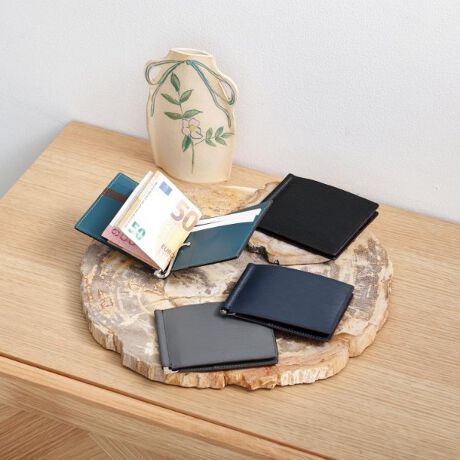 [^ԁFG8701373]yg^̃V{ǎ̂郊bvV[YzD΂݂ƌĂ΂}l[Nbv̌^D̐Vž`yfUC|CgzgV{^U[ubvvgp}l[NbvtzłBubNAygO[A`R[O[AlCr[ƐFWJLxBƃJ[hKvŏ܂fUC͋Ɍɔ̂ɎgՂ͓̂IBLbVXɃ}b`~j}ȃfUĆApc̃|Pbg͖ܘ_AWPbg̓|PbgȂǂɂ܂A΂炸X^CbVɎ̂ō̃CtX^Cɍł}b`Vzƌ܂B̓MtgɂœKłBydlzE|PbgFD~1 J[h~4 ̑~1̏iWEBƈꕔX܌WJ̏iɂȂ܂BƖ̊֌WɂAۂFČꍇ܂B܂Ap\REX}[gtHȂǂ̊ɂA኱iƉ摜̃J[قȂꍇ܂B