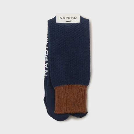 [^ԁFG8701439]Gv𒆐SƂ[NEFAWJNAPROÑIWi\bNXc[g[zFĂȃfUCGIFTɂ߂łIyfUC|Cgz̔zF|Cg̃c[gJ[܌^\bNXłBfUCƗSnɂA̎q҂݂Ő삵Ă邱̑܌^\bNXłBewƂȊO̎wœ҂ɕĂ鑫܌^fUĆÂܐɗ͂₷Anʂ͋͂߂邽߈xƂ݂ɂȂ闚SnłBNAPRONIWiSɃfUCĂ܂B̃\bNX͂ƂMtgɂ߂łIWEBƈꕔX܌WJ̃oCCOiɂȂ܂BƖ̊֌WɂAۂFČꍇ܂B܂Ap\REX}[gtHȂǂ̊ɂA኱iƉ摜̃J[قȂꍇ܂B