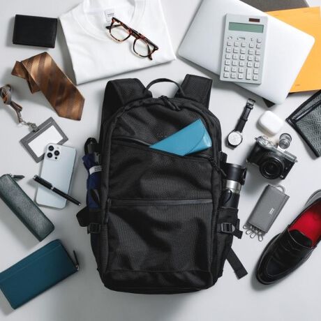 [^ԁFG8701360]ʂȃCtX^CɉeʃobNpbNyfUC|CgzƂɂLj[YɑΉׂJꂽ̑eʃobNpbŃAʋ΂ʊwɍœKȃfUCBڂ̓XbLƂۂȂAHvꂽ2[\ŁAՂƉו[ł܂Beʂ̎[́F30?m[gp\RA蒠A{A^ubgAׂȃKWFbgށAXɂ͂ٓ␅A܂ݎP܂ŁAlXȃACeyX[BO2|Pbgwʉ̃TCh|Pbgɂ́A14C`܂ł̃m[gp\R[łAJ͖34cmƍLAg₷݌vłBTCh̃z_[lbgAybg{gȂǂT|[g܂BON^OFFp̎g₷FdAɃW╔ɍsɂ҂łBV[YAEFAA^IȂǂ[ł邽߁AANeBuȃCtX^C̕XɍœKȃbNłB[̓FC̓ɂ͏[|PbgtĂAׂȃACeꂢɐڂł܂Bꔑ̏o◷słAe30L̑傫΁AKvȂ̂eł܂BKȎgSnFwۂ̃Yh`FXgoh𑕒΁A莩]Ԃɏ肷ۂKɎgpł܂B܂AfނƎ~t@Xi[̗pĂ邽߁A}ȉJgS݌vłBgpV[Fʋ΂ʊw͂AWAsAoȂǁAV[Ŋ􂷂邱̃bNAȂ̃CtX^C֗ɁAKɂ邱ƊԈႢȂłBŌɁFLj[Yɉ@\ƃfUC˔̑eʃobNpbNŁA֗ŉKȖɓ܂傤BЁA̋@ɂȂ̐ɎĂIydlzE|PbgF~6 O~5EA4t@C[Ɩ̊֌WɂAۂFČꍇ܂B܂Ap\REX}[gtHȂǂ̊ɂA኱iƉ摜̃J[قȂꍇd:905g