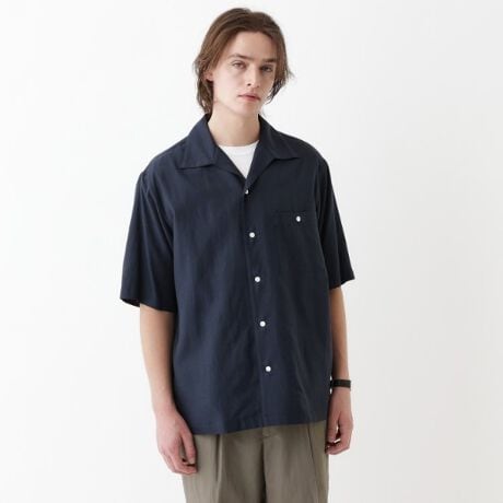 [^ԁFA3682305]yfUC|CgzuhIXX鍡ÑVc̃L[[h́AwyAgƂ莝AČy򊴂x̃L[[hɏ^PILN`w^OxA[JCus[Xɂό`I[vJ[fUC𓖂č݁Aɂ͖ACeɎdグ܂Btg[ܐ܂ŊpŌqCɂAʏ̃I[vJ[XbLۂV][BBe[W̃Vcɂ悤ȂƂƂSp^[CNBfUCVGbg͋C\n̏_炩𑹂ȂȂ悤A\tgی`̂cnIBỸhXVc⃌fBX̃s[X|鎭̎ЍHŐYĂ܂ByfށEzRbg[̂Ȃ₩ȕɁAgDɂiȌ򊴂̑fނ̗pBɌybV[ɂdグi`𐶂ݏoĂ܂B̃Vcn̕o鏊ȂȂȂ̂̐nXyVȗRł܂BɂAbNXƏi肭ZfނŁAig₷ACeƂȂĂ܂ByTHE FLAGSHIPzTAKEO KIKUCHĨACfeBeBAA[JCu@艺Aɍ̎㊴荞񂾁Auhے郌[xBȊfނgpA{łō̋ZpւHŖDi̗ǂ́Auh̃RZvgłwTHIS IS THE JAPAN BRANDx̌ĂBƖ̊֌WɂAۂFČꍇ܂B܂Ap\REX}[gtHȂǂ̊ɂA኱iƉ摜̃J[قȂꍇ܂B