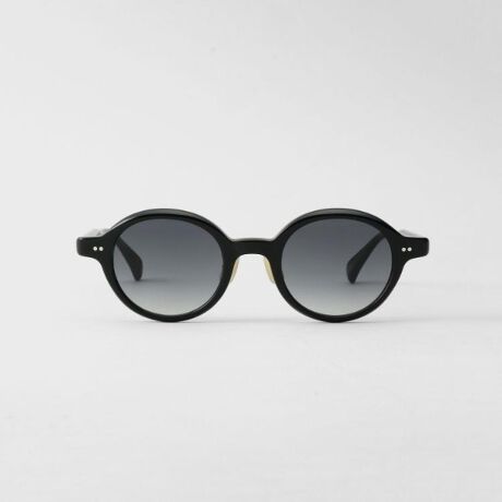 [^ԁFG8701117]uTAKEO KIKUCHI ~ THE BEDFORD HOTELvዾ͖250̑@ׂŕGȍH琬藧ÂЂƂЂƂ͏n̐El̎ƂōグĂ܂ByfUC|CgzuTAKEO KIKUCHI ~ THE BEDFORD HOTELvACEFARNV́AEɌւዾ̎YnA䌧I]sɈʒuዾs̎ЍHuKING STARvɂĊJ܂BNĔ|ꂽI]ዾ̋ZṕAACEFA̐ɑÂĂ܂Bqi肿jevAJVԂɎ{ꂽA~ł{Ă}CR̕@pbhAāuKING STARvƎ̍i𖞂mȃNIeBBmÂւ̋Sƍוɂ܂ŏhkȋZт̈i͂܂ByEhzዾDɂ͂܂ȂAS̎gՂm[YpbǵABe[Wt[ɂx[W̗pBԂ̎gpłɂ_܂Bԕɂ̓JVԂ̗pBevcɂ͓͗l{nɂĂ͓fUCBtgevɓ悤ɂĂ܂B́AAJ̃Be[Wt[Ɍ̂ŁÂ̖͂ʍ킹łȂ߂ɒiłĂ܂BtɃfUCƂĂƂ炦\背gȕ͋CɎdグĂ܂Bɋ߂_ɂ́AI]˂̋ߓEȂǂgpĂuہi̓jɎOvAzƖpɗƂ݁ATAKEO KIKUCHÍuTvTHE BEDFORD HOTEĹuBv|킹fUCɗƂł܂B̏iWEBƈꕔX܌WJ̏iɂȂ܂BƖ̊֌WɂAۂFČꍇ܂B܂Ap\REX}[gtHȂǂ̊ɂA኱iƉ摜̃J[قȂꍇ܂B