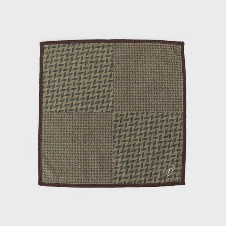 [^ԁF07004911]yfUC|CgzԐ璹ƖR4ʕ؂ւvgtHJ`Bn\ʂɓʉȂG肪ƂĂ炩ŃCXgʐ^LCɃvgꂽnJ`BЖʂgуN[i[ɂȂĂ邽߁AołCyɐ@Ƃł܂BƖ̊֌WɂAۂFČꍇ܂B܂Ap\REX}[gtHȂǂ̊ɂA኱iƉ摜̃J[قȂꍇ܂B