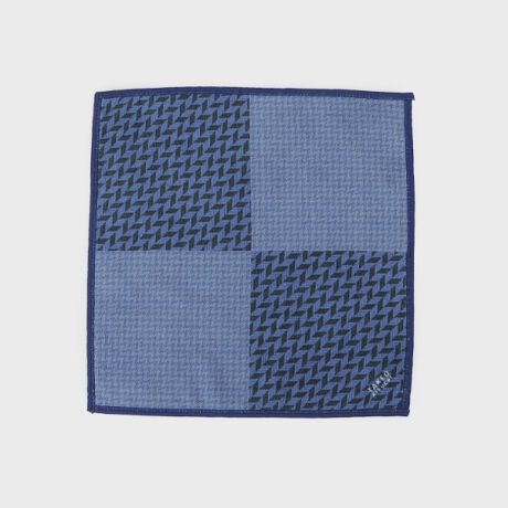 [^ԁF07004911]yfUC|CgzԐ璹ƖR4ʕ؂ւvgtHJ`Bn\ʂɓʉȂG肪ƂĂ炩ŃCXgʐ^LCɃvgꂽnJ`BЖʂgуN[i[ɂȂĂ邽߁AołCyɐ@Ƃł܂BƖ̊֌WɂAۂFČꍇ܂B܂Ap\REX}[gtHȂǂ̊ɂA኱iƉ摜̃J[قȂꍇ܂B