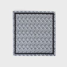 パズル柄プリントハンカチ