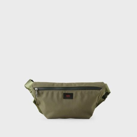 [^ԁFG8704393]fUCƃ~j}ȃcCyfUC|CgzRedNameV[Y | ~j}fUCg₷ꂽVvۗRedNameV[ỸXOV_[ŁAX^CbVȖBVv炱̔iȔcCfނgpAVvȃfUCƃANZg▭ɒaBɃJ[LJ[́A܂łƂ͈悷V͋CoĂ܂BwɊ邻͋̕C̗ǂ́Al̃JWAX^CĂ܂BKvȃACe߂FzABluetoothCtHAAoCobe[ȂǁAŎgACe[\B~j}Xgɂ҂̈iRedNameV[ÝÂV[Ŋ􂷂~j}fUCǋ܂BʂȂX^CłȂAlɂӂ킵iƋ@\˔Ă܂Bꂩ̃X^CɁAVvŎg₷RedNameV[YāAƃZXAbvĂ݂܂񂩁HydlzE|PbgȂƖ̊֌WɂAۂFČꍇ܂B܂Ap\REX}[gtHȂǂ̊ɂA኱iƉ摜̃J[قȂꍇ܂Bd:205g