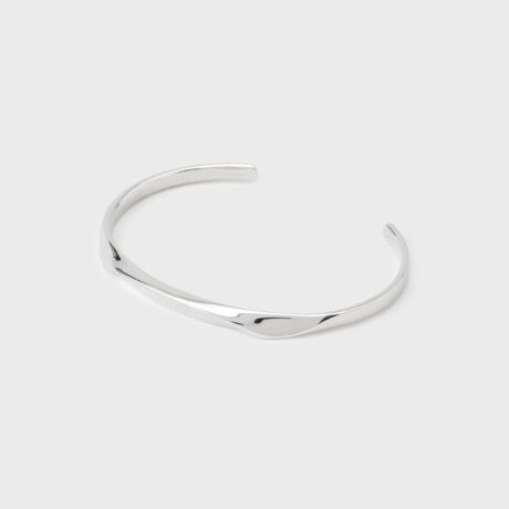 [^ԁF07004850]ƋȐ̔C[WăfUCyfUC|Cgz^JA\[goO [ ꂽl̃ANZgX^CÕANZgɍœKu^JA\[goOv́AVvłȂꂽIWifUCłB̃oÓAX^CÕANZgƂčœKŁAR[fBl[gɌIȖ͂܂BfUC̔_Ȍz̓ł钼ƋȐ̔C[WăfUCĂ܂BꂽVGbgAfC[X^CwāAGKgłȂRȊo\܂B̃oÓA𒴂ĂAǂȏʂłP܂Bl̂߂̓ʂȃANZT[̐^JoÓAVbNłȂVѐSYȂfUCl̖͂Ă܂Bւ̂JA؂Ȑlւ̃v[gɂœKłBV[I΂ĝŁAigʂȓ܂ŕL􂵂܂BĂiy݂̐^JA\[goOgɒAVvłȂꂽX^CyłBȂ̌ۗAʂȃANZgɂȂ邱Ƃł傤BƖ̊֌WɂAۂFČꍇ܂B܂Ap\REX}[gtHȂǂ̊ɂA኱iƉ摜̃J[قȂꍇ܂B