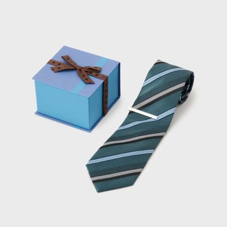 [^ԁF07004180]ʂȓ̃TvCY BOX | ؂ȏuԂƓʂɑ؂Ȕނւ̑蕨Aʂȓ̃TvCYT̂ȂցBaALOAƏjȂǁAlXȃV[Ŋ΂邱ƊԈႢȂ̓ʂȃMtgZbgłByfUC|Cgzꂽjɂ҂ȑ蕨BʂȏuԂoA͓IȃlN^Cƃx[VbN^Co[̃ZbgłBE322J[iygjTeXgCvF VvȂꂽۂ^fUCBE594J[ilCr[jt[F iȉԕl̖͂Ă܂BE243J[iuEjX`FbNF FŁAtH[}JWA܂ŕLp\BE371J[isNjoXPbgXgCvF tbVȈۂŉ؂₩vXBSẴACeAJ[BOXɎ߂Ă܂B̃ZXA̋l܂MtgłBEGIFTBOXۓIȃfUC̃Mtg{bNXɎ߂ꂽ̃ZbǵAʂȓ̃TvCYƂčœKB󂯎uԁANΊɁBʂȓXɍʂASɎcv[głBƖ̊֌WɂAۂFČꍇ܂B܂Ap\REX}[gtHȂǂ̊ɂA኱iƉ摜̃J[قȂꍇ܂B