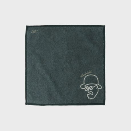 [^ԁF07001365]yfUC|CgzuhɂȂĂ^P搶̎GCXgA[gɗƂ񂾃vg^InJ`Bn\ʂɓʉȂG肪ƂĂ炩ŃCXgʐ^LCɃvgꂽnJ`BЖʂgуN[i[ɂȂĂ邽߁AołCyɐ@Ƃł܂BVMtgACeƂĂ߂łBƖ̊֌WɂAۂFČꍇ܂B܂Ap\REX}[gtHȂǂ̊ɂA኱iƉ摜̃J[قȂꍇ܂B