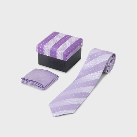 [^ԁF07001181]؂₩ƕii˔MtgΉ̐n\{bNX̃lN^Cƃ`[t̃ZbgyfUC|CgzytH[}BOX `[tZbgz蕨ɍœKȃlN^CE`[t2_Zbgʂȓ̂jɂ҂́utH[}BOX `[tZbgv́A؂₩ƕii˔AMtgΉ̐n\{bNX̃lN^Cƃ`[t̃ZbgłBtH[}ȃCxgɍœKȃACełBuC_V[ɂӂ킵򊴂̃`[tZbgɂ́AuC_ɋ߂򊴂Ղƕ\ǎȐngpĂ܂BɎNw̃j[YɉAN₩ȃJ[uC_ĂsĂ܂̂ŁAp[eB[ŁAۖڂX^Cy߂܂B}b`fUClN^Cƃ`[t́Aꊴ̂J[fUCŃR[fBl[gĂ܂B򊴂̂鈻gDñ`[t́AlN^CƂ̑gݍ킹ňw̏io܂BNUX^CbVȈۂ^邱ƊԈႢȂłB܂Ƃ߃MtgΉ̐n\{bNXɓāAv[gɍœKB؂₩Ȍ򊴂ŁAuC_V[ؗɍʂ܂BF̓ꊴlN^Cƃ`[t̃ZbgŁAR[fBl[g\BgpV[񎟉Ȃǂ̃uC_V[ŁAƂčۗX^CoB厖Ȃjp[eB[ɍœKȃMtgƂāAFl⓯ւ̓ʂȑ蕨ɂ҂łBƖ̊֌WɂAۂFČꍇ܂B܂Ap\REX}[gtHȂǂ̊ɂA኱iƉ摜̃J[قȂꍇ܂B