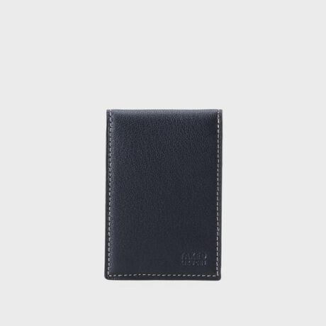 [^ԁF07004442]yʂŏvȃS[hXLiRrvjzV[Y yfUC|CgzMagsafeΉ̌JpXP[XBO̓x[VbNJ[ŃVvɎdグAǂȃX^Cɂ킹₷Bɂ̓ghɍ킹ANZgJ[gpĂAJтɊyCɂĂ܂B̃Ci[̔zFAɂ͂ȂĂ܂ByʂŃRpNgȐ݌vɂA|Pbgɂ܂TCYBKvȂ̂[ł|Pbg\lAg₷łByfށEzyƋxɒ]̂RrvgpBzɕKvȑϋvmۂA^т₷܂B_炩ɓގA̎gpɂ҂łBydlzEJ[h|Pbg~4yӎzEX}[gtHւ̎t Mag Safe Ή@ ܂ Mag Safe ΉP[XgpĂꍇ ݂g܂B ܂AMag Safe Ή@łĂgp̃X}[gtHP[XɂĂ͎gpłȂꍇ܂BE͂ɂt鏤î߁Agp󋵂ɂĂ͖{̂O鋰ꂪ܂BEJ[h̖݂ȂǂɂA͂܂藎 ₷Ȃꍇ邽߂ӉBEJ[h̎ނɂ莥CsǂNꍇ ܂̂ŁAC܂ރJ[hȂǂ͏\ɂӉBECsǂAɂ镴jȂǂ̕⏞͒v˂܂̂łgp̍ۂ͏\ӉByMag Safe  Apple IncD̓o^WłBzƖ̊֌WɂAۂFČꍇ܂B܂Ap\REX}[gtHȂǂ̊ɂA኱iƉ摜̃J[قȂꍇ܂B