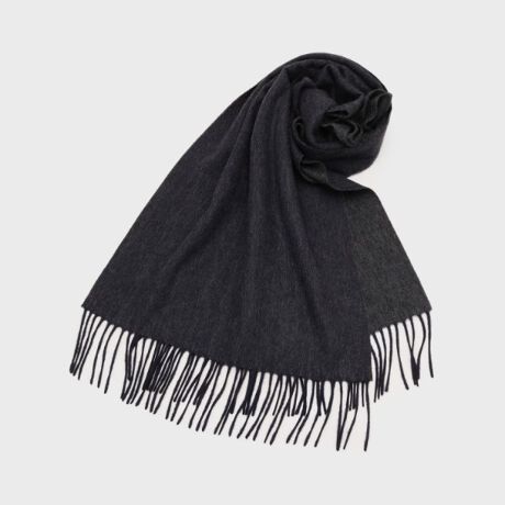 [^ԁF07004200]xr[JV~100ŐDꂽAVvŏiȃVOo[}t[BLȔGƏi_̒ǧByfUC|Cgz̃xr[JV~100̖n}t[́AǎȑfނґȈiłBJV~Ȃł͂̏_炩ƌy𑶕Ɋ̂͂Agɂxł̂ŊG߂łgKɉ߂܂B38ŏLŃVvȖnfUCB\̐FzFVOo[dlɂ邱ƂŁAǂȃt@bVX^Cɂ킹₷AŃjAXt₷LV[Ŋ􂵂܂ByfށEzu1ÑJV~Rrvꂽׂ_炩тgpJV~̒łXɊ󏭂ȑ@ۂłxr[JV~100̃}t[BƂĔɊ󏭂ő@ۂƂĂׂ߁AyƏ_炩܂B܂NƂƂŌю̂^Ȃߎ߂۔F悭Yȃ}t[ɎdオĂ܂Bт̒iKő@ۂ̖щH菜AhkHĂ܂B̉Hɂƒł̐\ɂ܂BƖ̊֌WɂAۂFČꍇ܂B܂Ap\REX}[gtHȂǂ̊ɂA኱iƉ摜̃J[قȂꍇ܂B