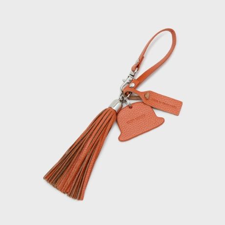 [^ԁFG8705475]yVNU[z{[[nbg^^bZ`[u̃obOɁAVѐSYʂȃANZgBvTAKEO KIKUCHIAuhDNA郆j[Nȃ{[[nbg^^bZ`[oꂵ܂BꂽfUC̒ɗVѐS邱̃`[́AȂ̓ɂ肰ȂvXĂ܂Byi̓zTAKEO KIKUCHI炵{[[nbgfUCFuh̐Eςے{[[nbg`[tɂAɂȂIWifUCBĂ邾ŊyȂ悤ȁA`[~Oȑ݊͂łBǎȃ^bZFȂ₩ȃVNU[ōꂽ^bŹAтɗDɗhAobOɉ؂₩ȓ܂BobOɃANZgFñVvȃobOÃ`[vX邾ňCɂxAbvB肰Ȃ咣A͂ƍɂ҂łBIׂ4F̃J[oG[VFȂ̃X^CobO̐Fɍ킹đIׂ閣͓I4Fpӂ܂Bǂ̐FiŁALR[fBl[gɓ݂܂BMtgɂœKFaLOAƂȂǁA؂ȐlւGIFTƂĂ΂邱ƊԈႢȂBʊ̂fUC͑鑤̃ZX点܂Byȕɂ߁zp̃obOɐV\TAKEO KIKUCHI̐EςDŁARNVĂt@bVɗVѐSꂽZX̗ǂGIFTTĂȂ̓ɁATAKEO KIKUCHIȂł͂̐ȗVѐSB{[[nbg^^bZ`[ŁAobOX^CAbvf[g܂񂩁HƖ̊֌WɂAۂFČꍇ܂B܂Ap\REX}[gtHȂǂ̊ɂA኱iƉ摜̃J[قȂꍇ܂B