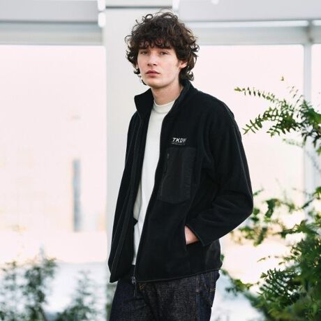 [^ԁFG8754004]yfUC|Cgz90NɓWJĂ^PILN`fC[EFÃj[Yɍ킹čĉ߂CBɂTKDW̎hJB߂ȃVGbgB_炩ŉ݂̂t[XfނgpWbvWPbgłBJWAȃfUC̃u]Ȃ̂ŃfC[ɎgĂAp[J[킹XXłB܂A^Cgȃ{gX킹ă[hX^CɁBChpcƍ킹ăXg[gX^CɂƁALR[fBl[g݂܂BydlzE|PbgF~1 ~2EnȂƖ̊֌WɂAۂFČꍇ܂B܂Ap\REX}[gtHȂǂ̊ɂA኱iƉ摜̃J[قȂꍇ܂Bd:480g(TvTCY)