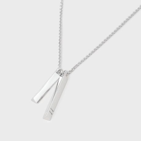 [^ԁF07005850]IׂyIIWilbNX̃ANZT[A\[gX^COɃANZgAIׂA\[g̃IWilbNXoIghՂ̃fUCƁA񌳂ʂ▭ȒŁÃR[fBl[giグ܂BCɓ̃fUCIŁA炵X^Cył݂܂񂩁HIׂfUCoG[V006J[F WOmg[G|gbvVvȂꂽWOfUCBmg[̃G|dグAǂȃX^Cɂ킹₷ACełB206J[F o[eNX`[gbvo[^gbvɎ{ꂽeNX`[A肰ȂoBVvȒɂ݊A~j}ȃX^Cɂ҂łB406J[F mg[G|v[g~NX^mg[̃G|v[gɃNX^gݍ킹fUCBiƉ؂₩˔ACeŁAʂȃV[ɂ߂łB606J[F gCAOoWo[gbvgCAOƃo[gݍ킹_ȃfUCB􉽊wIȃtHAghĂ܂Bgĥ▭ȃTCY45cm{5cmiAWX^[tj񌳂Ŕ܂▭ȒŁAfReiɉoBAWX^[Œ𒲐ł邽߁AV[X^Cɍ킹ĎRɃAW\łB߃|CgIׂfUCŎ炵\LxȃfUCoG[V炨CɓIׂýBVvȃfUC؂₩Ȃ̂܂ŁALX^CɑΉ܂BghՂ̃fUC_ŐꂽfUCÃR[fBl[giグBJWAtH[}܂ŁALV[Ŋ􂵂܂BMtgɂœKIׂyƏîfUCŁAʂȓ̑蕨ɂ҂łBƖ̊֌WɂAۂFČꍇ܂B܂Ap\REX