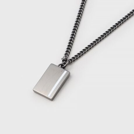 [^ԁFG8705855]ꂽfUCumg[G|CV[YvYANZT[VvŐꂽfUC͂́umg[G|CV[YvЉ܂BOAlbNXAoO3ACeœWJ邱̃V[ÝA~j}ȃ`[tɃC𒤂荞݁Amg[G|ANZgɂX^CbVȃfUCłB̃X^COɂ肰ȂivXArWlXV[JWAȏʂ܂ŕL􂵂܂Bmg[G|CV[ỸACelbNX~j}ȃ`[tɃmg[G|{y_ggbvBVvȃfUCiɍʂAǂȃX^Cɂ݂܂BJWAȑtH[}ȃV[܂ŕL􂵂܂Bmg[G|CV[Y̖1D ~j}ŐꂽfUCʂȂVvȃtHɁAmg[G|̃ANZgffUCB~j}ȔAǂȃX^Cɂ݂܂B2D mg[G|̏iȃANZgmg[G|AVvȃfUCɂ肰ȂƏivXBVbNŗۂ^ALV[Ŋ􂵂܂B3D LV[ŊrWlXV[tH[}ȏʂ͂AJWAȑɂ킹₷fUCBVvȑɃvX邾ŁAX^COŜiグ܂B߃|CgVvŐꂽfUC~j}ȃtHƃmg[G|̃ANZgA茳⋹ɏiȈۂ^܂B3ACeœWJV[YOAlbNXAoO3ACeIׂýBPig͂AZbgőēꊴ̂X^COyނƂ\łBMtgɂœKiƎp˔ANZT[́A؂ȕւ̑蕨ɂ҂ByޕAʂȓ̃MtgƂĊ΂邱ƊԈႢȂłBƖ̊֌WɂA