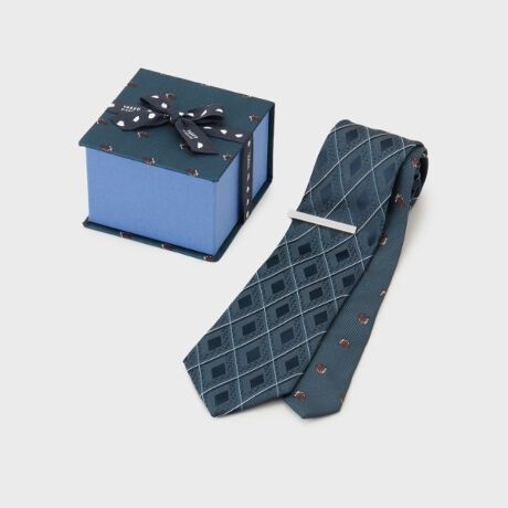 [^ԁFG8705160]GKgȑ蕨ɍœKuCObVK[f lN^C~^Co[BOXZbgvʂȕւ̑蕨ɂ҂ȁuCObVK[f lN^C~^Co[BOXZbgvBueBbVȓ`[t{ꂽlN^CƉp`[tɂx[VbN^Co[ꂽX^Co܂BueBbVȃfUCFɂ́ACMX̒뉀C[W`[t{ĂAgfBViŃGKgȕ͋Co܂BǂȃrWlXV[łiĂACełB322 x[VbNXgCv~X329 shbgXgCv~tHbNX294 J[y`FbN~rbg222 A[KC~z[X^Co[tF^Co[ZbgɂȂĂ邽߃R[fBl[g̃ANZgƂĂBp̍`[tɂfUCVvȂ݊̂fUCAȂ̃X^CwĂ܂BMtgɍœKBOXF{tBOX͑蕨ƂĂ̓ʊoB؂ȕւ̒aLOArWlXV[ł̑蕨ɂœKłBgpV[F̃lN^CZbǵArWlX~[eBOtH[}ȃCxgAʂȓ̃MtgƂĂ􂵂܂BGKgȃfUC󂯎̐SނƂł傤BƖ̊֌WɂAۂFČꍇ܂B܂Ap\REX}[gtHȂǂ̊ɂA኱iƉ摜̃J[قȂꍇ܂B