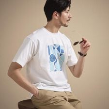ロゴグラフィック プリントTシャツ