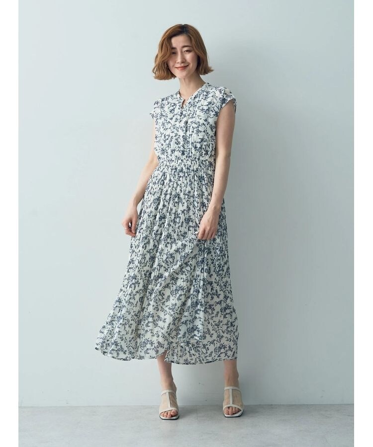 フラワー柄プリーツワンピース | イェッカ ヴェッカ(YECCA VECCA