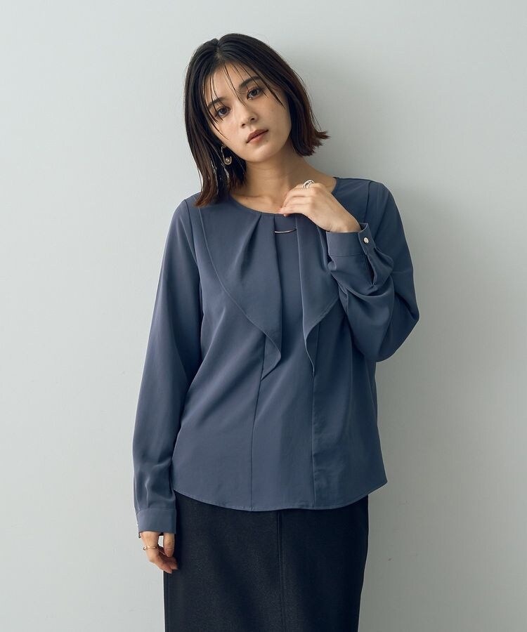ポケットビジューラッフルブラウス ポケットビジューラッフルブラウス