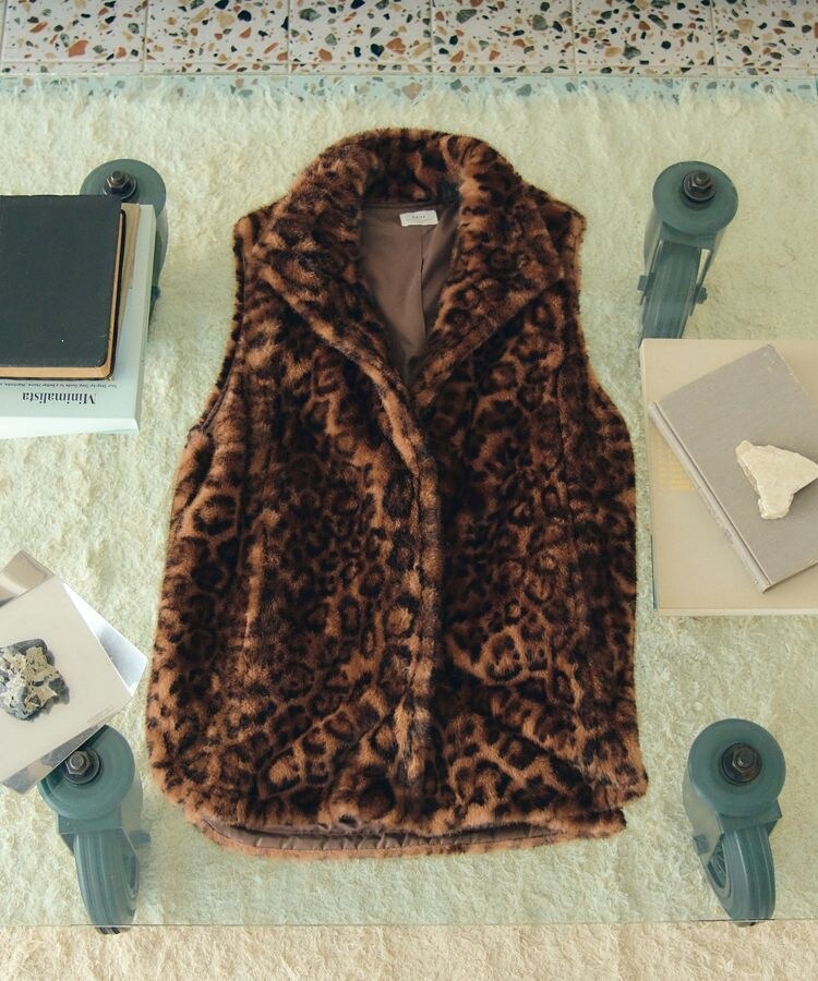 RhodolirioN / ベスト/S/フェイクファー/ブラウン/レオパード レオパード柄ファージレ | イェッカ ヴェッカ(YECCA VECCA) | マルイ