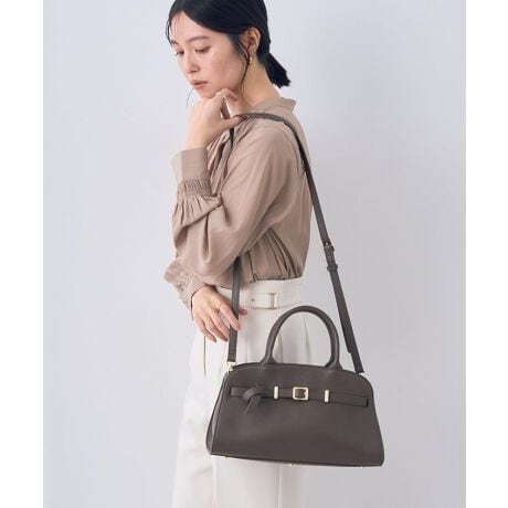 [^ԁF07000078000]Z~}bĝڊU[ŏiɎdĂnhobOBۂ݂̂`tHɁA}`|PbgtŎ[͂̍fUCB_ȃS[h̃xgANZgɌ܂BO\ȃXgbvŁAV[ɍ킹AWô|CgBiȃfUCȂ̂ŃfC[g͂AZj[V[܂ŕL􂷂邨߂̃ACełBA4pF~z(10cm~20cm)F500ml{gFystory.^Xg[[zobOll̃CtX^C𗎂Ƃ݁AgĂƂŁw炵x\łAlĺwxɂȂB@story.̃mɂ́A̕̕ɂȂ悤ɂƂz߂Ă܂B[J[^ԁF3A-1764-4fp摜́A̓ŐFČꍇ܂Bg̃j^[ɂďi̐FČꍇ܂B25SS