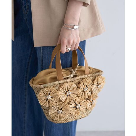 [^ԁF07000183300]̓IȃtBAt[ڂ䂭JSobOBɂ̓}bgȃtFCNU[gpAiȕ͋CɎdグ܂BԌ͒gJo[ĂS̋В^CvBJ[WJŊÂAl₷fUCłBgyɎ₷RpNgȃTCYŕLR[fBl[gɍ킹Ăg܂BA4pF~zi10~20cmjFZybg{gi500mljFZycache cache ^JVJVzJVJVƂ̓tXŁuځvBK[bVƂƔwLтlۂ~bNXfC[JWAȃt@bVWJBJtőfpȃnhNtg₩킢炵`[tgŁAmƂ̃R[fBl[gɉ炵ƗVтvXobOĂ܂B@[J[^ԁF10-00-02090fp摜́A̓ŐFČꍇ܂Bg̃j^[ɂďi̐FČꍇ܂B25SS