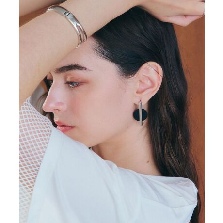 [^ԁF07000623800]􉽊wIȃAVg[fUCڂ䂭sAXBiȃ^o[Ƀ}bgubÑv[ggݍ킹fUCB̂N[R[fBl[gɃ[hȃANZgvX܂B悢݊ŗlXȃV[Ɋ􂵂ĂAlȃR[fBl[g̃|Cggɂ߂łB<fp摜́A̓ŐFČꍇ܂Bg̃j^[ɂďi̐FČꍇ܂B25SS