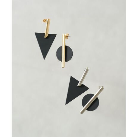 [^ԁF07000623800]􉽊wIȃAVg[fUCڂ䂭sAXBiȃ^o[Ƀ}bgubÑv[ggݍ킹fUCB̂N[R[fBl[gɃ[hȃANZgvX܂B悢݊ŗlXȃV[Ɋ􂵂ĂAlȃR[fBl[g̃|Cggɂ߂łB<fp摜́A̓ŐFČꍇ܂Bg̃j^[ɂďi̐FČꍇ܂B25SS