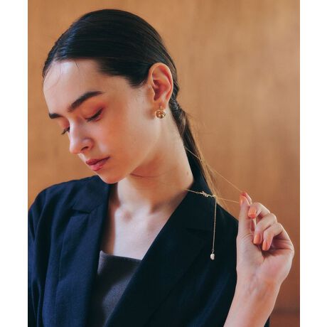 [^ԁF07000614000]gbv̒Wp[h邽т߂GbglbNXBmbgfUC{XCh{[łD݂̒ɒ߂Ă܂Bؚȃ`F[炵A؂₩ɉoĂ邨߂̃ACełBVR΁EVRfނgpĂ邽߁Aۂ̐F╗قȂꍇ܂Bfp摜́A̓ŐFČꍇ܂Bg̃j^[ɂďi̐FČꍇ܂B25SS