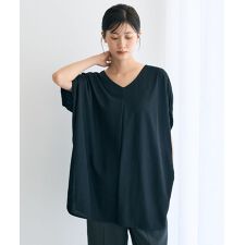 異素材切替Vネックプルオーバー