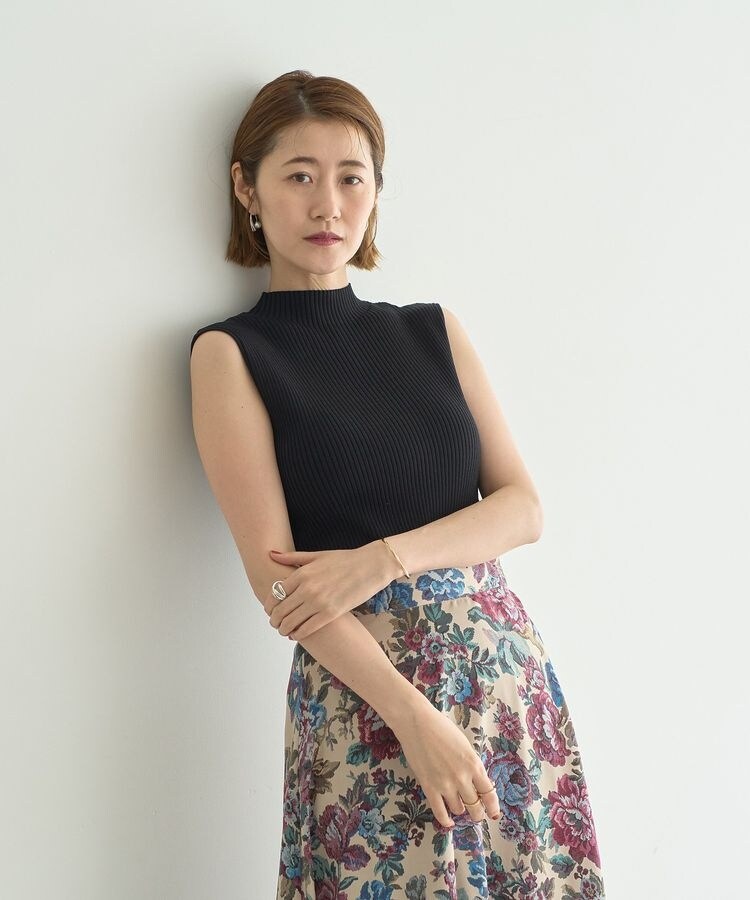 パワーショルダーレースドレス／イェッカ ヴェッカ（YECCA VECCA