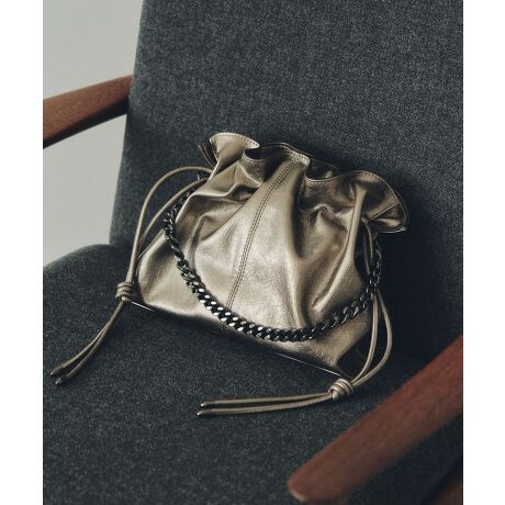 [^ԁF07000817700]{[̂`F[nh݊Ղ̃Nb`obOBVH{Gifނƃt@[g4WJŐFႢł̍wȌo׃xgtŃV_[obOƂĂy߂2WAYfUCBX^COɃ[hȃANZgĂ邨߂̃ACełBfp摜́A̓ŐFČꍇ܂Bg̃j^[ɂďi̐FČꍇ܂B25AW