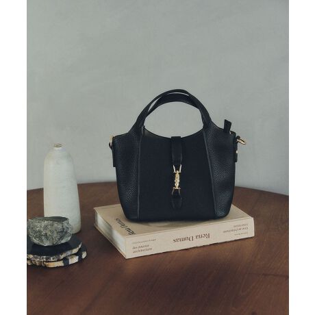 [^ԁF07000817300]x[W&CG[WebJ[IƋPrbgANZg̃~jobOBV{̂鍇fނɔzFg~O{AfUCɁBCobOtłꂼɃV_[Xgbvt邱ƂłAV[ɍ킹ă}`Ɋ􂵂܂BLxȃJ[oG[V́BǂȃX^Cɂ킹₷AYECCA VECCAԂ̐lCACełBA4ΉF~zi10~20cmjFZybg{gi500mljFZfp摜́A̓ŐFČꍇ܂Bg̃j^[ɂďi̐FČꍇ܂B25AW